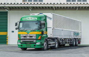 トレーラーアルミウイング車